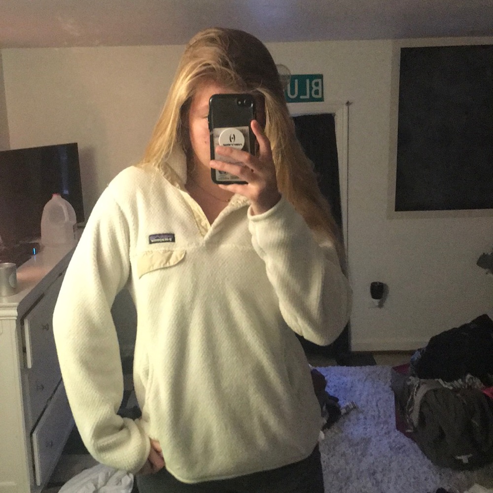 Patagonia Cream Quarter zip